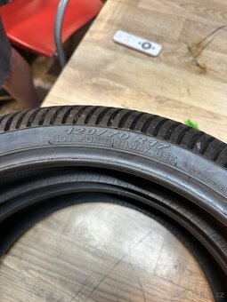 Závodní pneumatiky Pirelli - 4