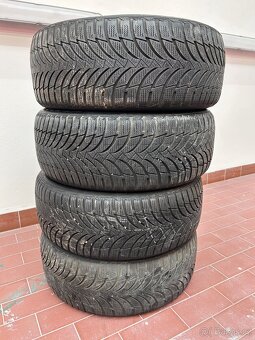 Nexen Winguard 215/55 R16 zimní - 4