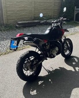 Yamaha DT 125x - 4