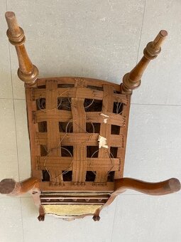 Staré židle k renovaci - 4