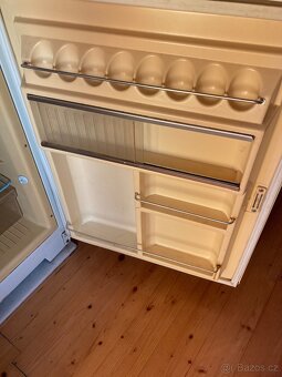 Retro lednička Calex - 4