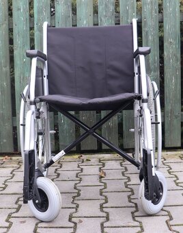 078-Mechanický invalidní vozík Meyra. - 4