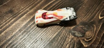 Hot wheels - 4