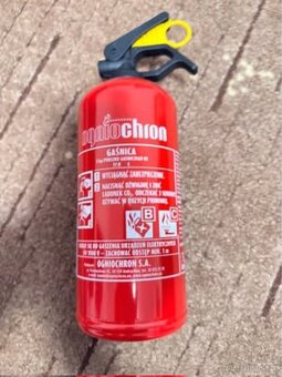 NA PRODEJ – NOVÁ AUTOLÉKÁRNIČKA + HASICÍ PŘÍSTROJ SET - 4