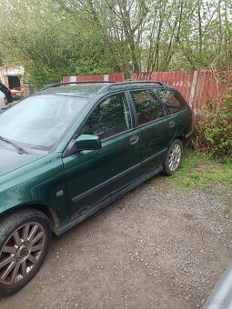 Volvo V40 1.8i 90kw ND - 4