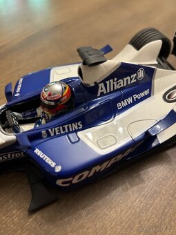 Williams F1 BMW FW24 J.P.Montoya 1:18 - 4
