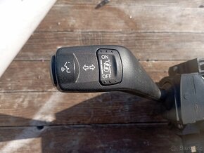 FORD GALAXY, S-MAX, MONDEO PÁČKY POD VOLANTEM Z RV 2013 - 4