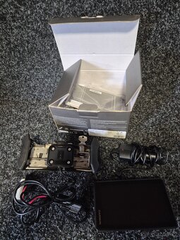 Navigace Garmin Zumo XT PRO Europe45 + Zamykatelný držák - 4