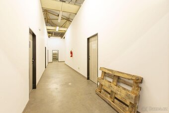 Pronájem komerčních prostor Pardubice - 4