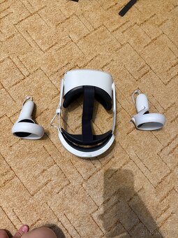 Prodám Oculus Quest 2 (Meta Quest 2) – 128 GB + originální p - 4