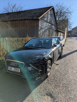 Audi A4 B8 2.0 TDI – po nehodě (levý přední bok) - 4