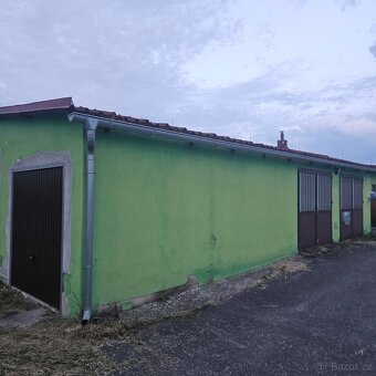 Garáž v areálu  ,Kamery - 4