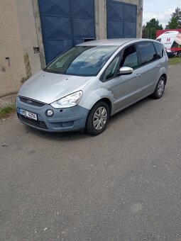 Prodám Ford S-max na opravu nebo ND - 4