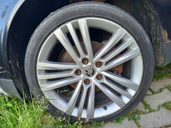 Alu kola 5x112 r18 originál ŠKODA Superb 2 - 4