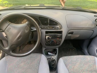 Ford fiesta 1.3 - 4