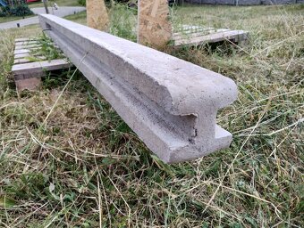 Betonový sloupek - 4
