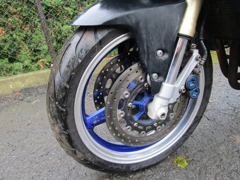 Yamaha YZF R1 RN01 - 4