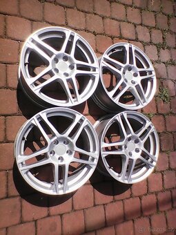 zimni alu 5x100 , 5x112  ,225 45 17 - 4