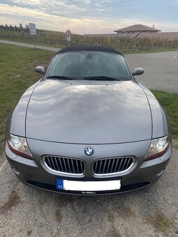 BMW Z4 cabrio 170kw ,manuál,, 2003, najeto 63 000 km - 4