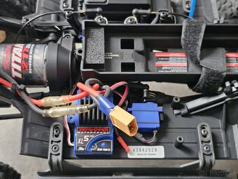 Traxxas TRX4 Land Rover Defender 1:10 - 4