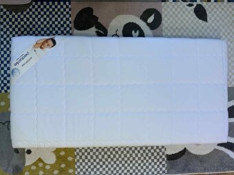 Dětská postýlka + matrace - 4