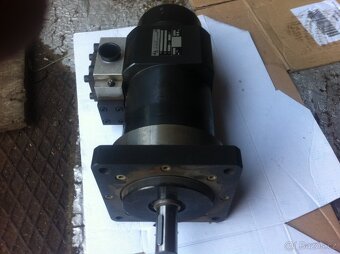 Nové hydromotory MRAK - 4