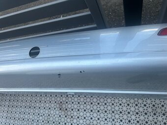 Zadni naraznik VW T6 stribrny - 4