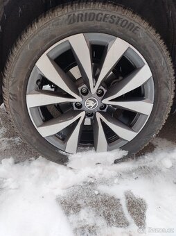 Zimní 235/50/19 originál Kodiaq II - 4