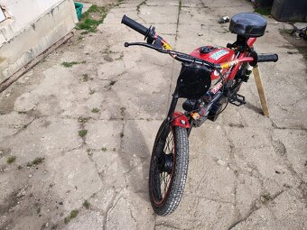 Babetta Custom Tuning – Raketa (68 km/h) - 4