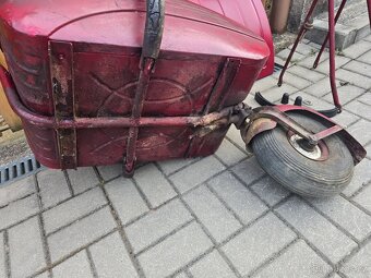 Pav 40 se štítkem - 4