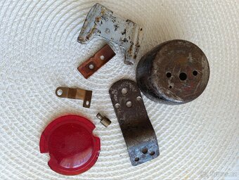 Koncová světla. - 4