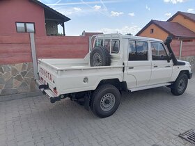 Land Cruiser 79 VDJ 4,5TD V8 Pick Up,4x4, 200PS,Manuál,Klima - 4