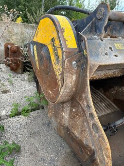 Prodám drtící lopatu na beton - 4