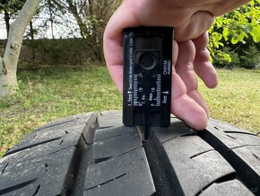 Pneu Michelin 215/65 R16 C - 4