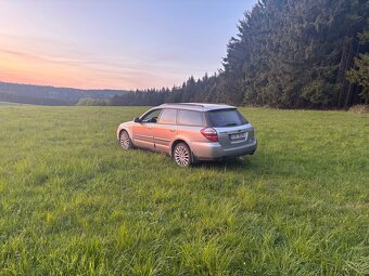 Subaru outback 2,5 121kw - 4