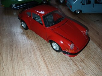 Porsche 911 1:24 bburago Made in Italy - 4