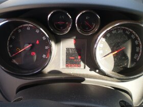 Prodám ND z OPEL MERIVA B 1,4 - 4