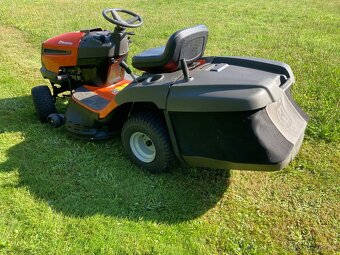 Zahradní traktor Husqvarna - 4