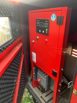 Dieselový generátor Zeneziss ESE 220TBI - 220 kVA / 175 kW - 4