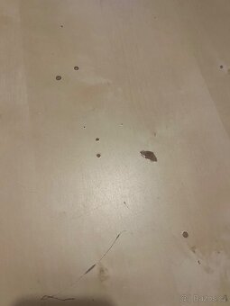 Konferenční stůl a police - 4