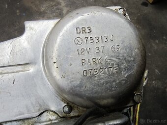 Motorek stěračů na Tatra 603 - 4