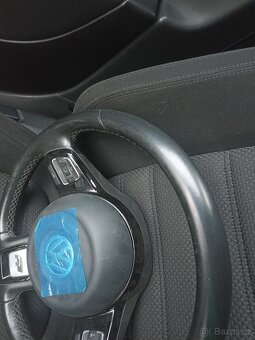 Multifunkční volant vw UP Rline - 4