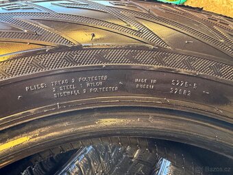 4x Zimní pneu. Nokian, 215 / 65 R17 103H XL - 4