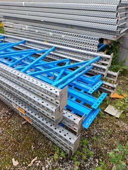 Paletové regály modré - 4