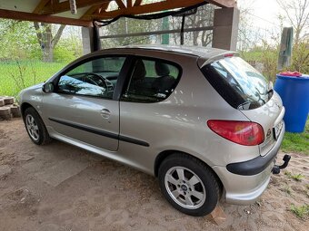 Peugeot 206 1.4i - 4