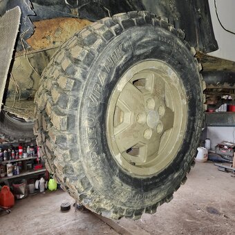 Jeep Wrangler - 4