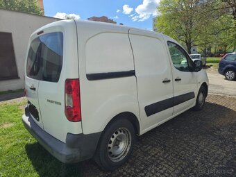 Vymenim Peugeot partner 1.6hdi STK 7/26 - 4