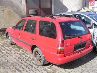 Ford Escort - použité náhradní díly z tohoto vozu levně - 4
