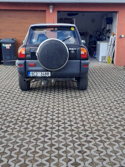 Toyota Rav4 - 4