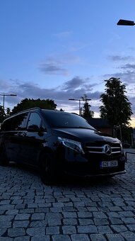 Mercedes V250 - 4